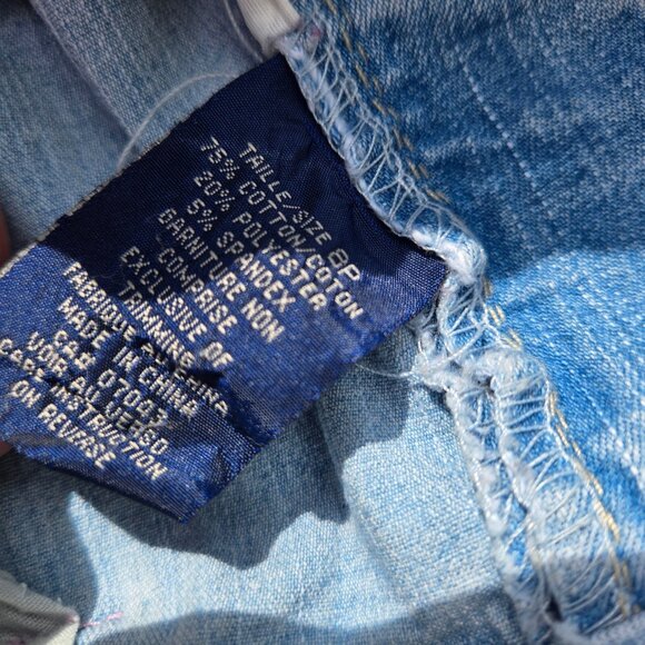 Y2K Angels Cut Off denim Shorts Size 8 Embroidered Rhinestone Butterfly 2000s - Picture 7 of 7